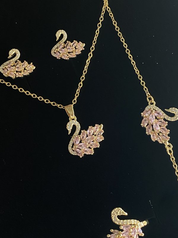 Parure swan طقم البجعة